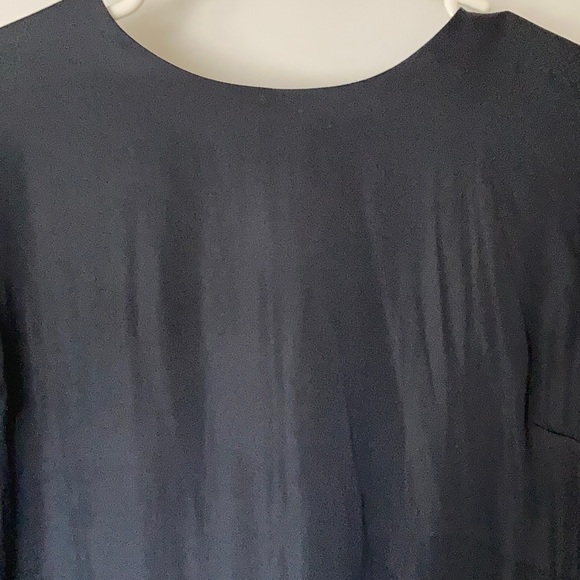 Banana Republic Navy Blue Top - Picture 2 of 4